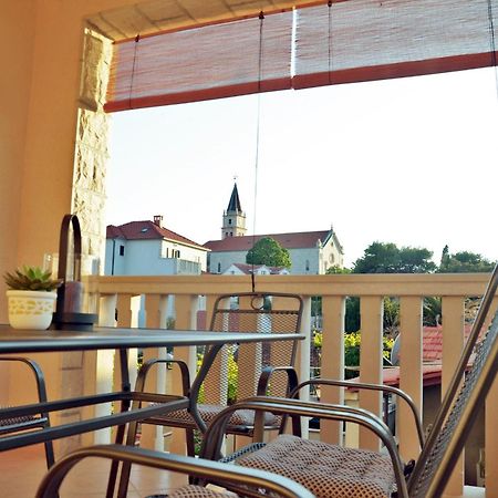 Apartment Luna Postira Ngoại thất bức ảnh