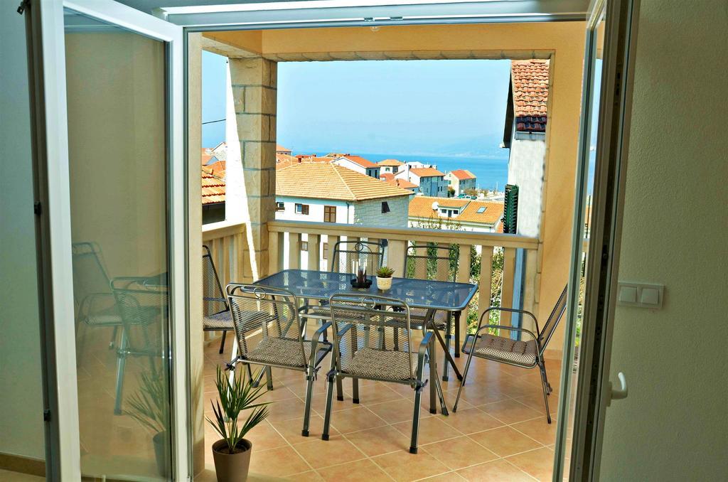 Apartment Luna Postira Ngoại thất bức ảnh