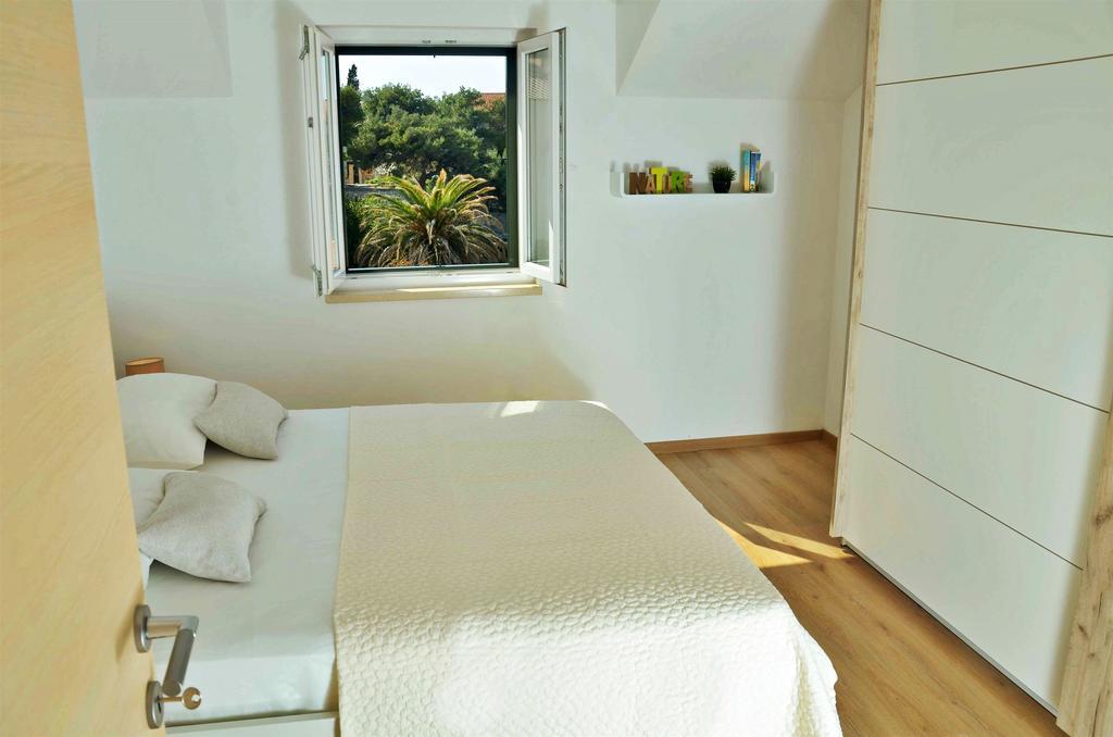 Apartment Luna Postira Ngoại thất bức ảnh