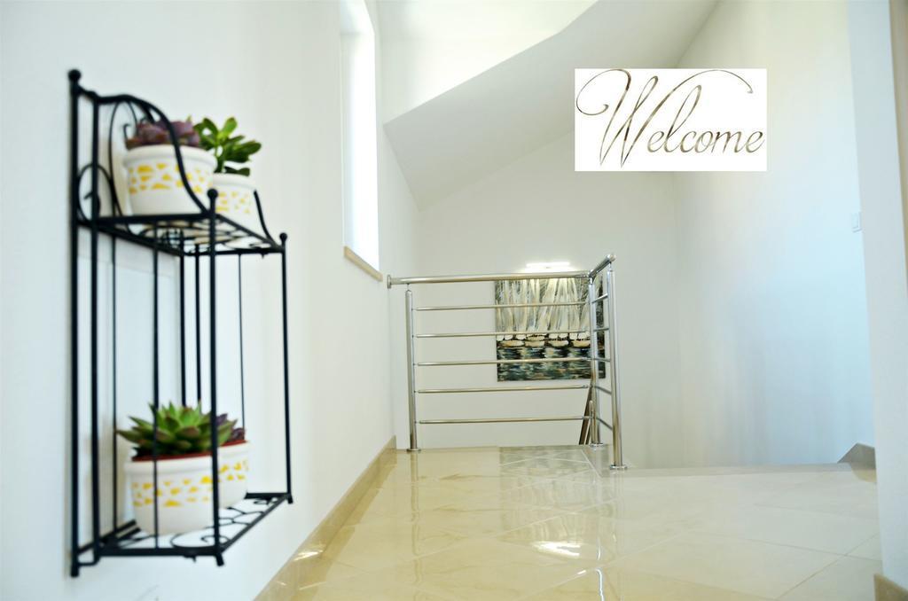 Apartment Luna Postira Ngoại thất bức ảnh