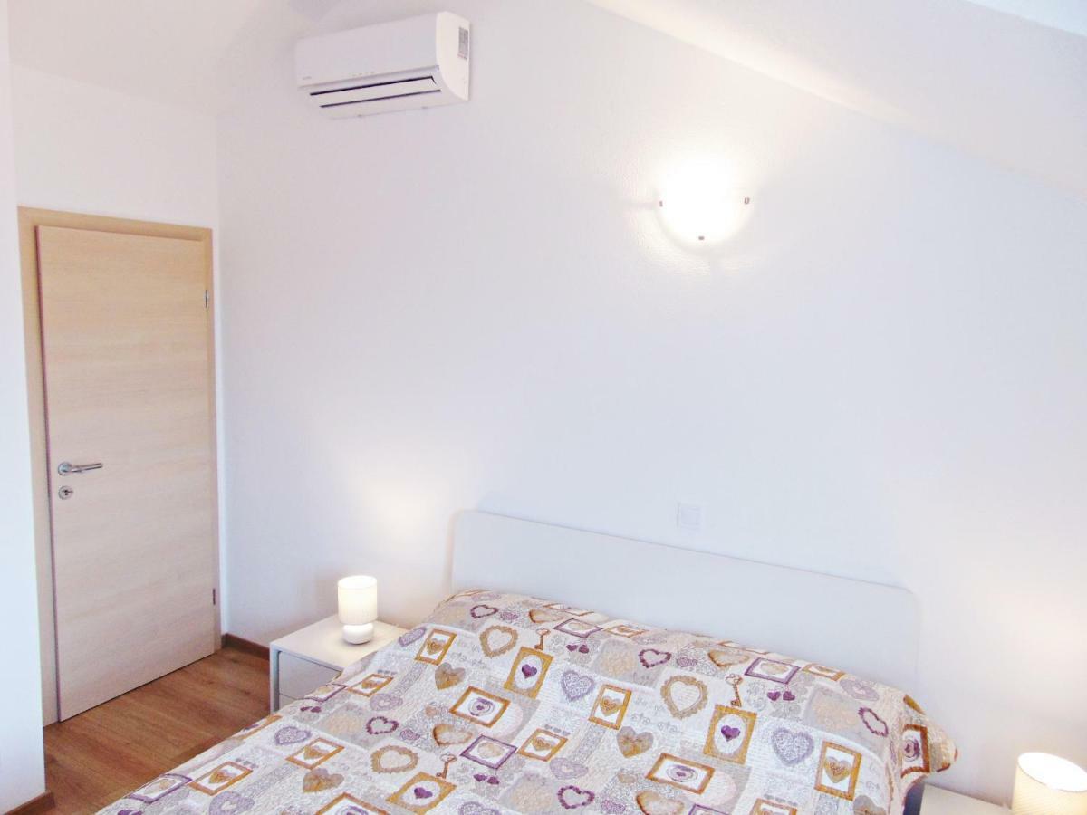Apartment Luna Postira Ngoại thất bức ảnh