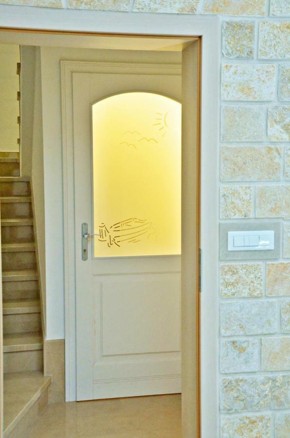 Apartment Luna Postira Ngoại thất bức ảnh
